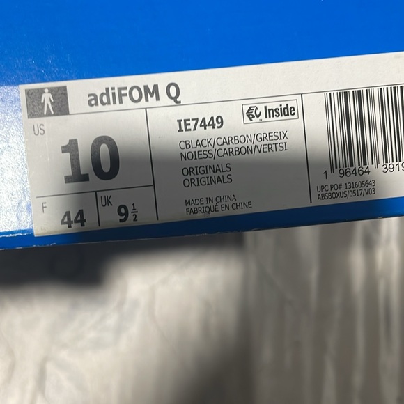 Shoes - Picture 4 of 4